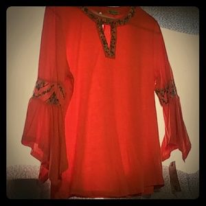 Clothing - womens top